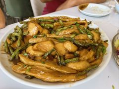 -何适山庄 ·可团建(水长城P2停车场店)