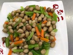 -屯老二农家铁锅炖·行业领军者(梅江店)
