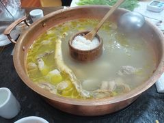 -朴小妹人参鸡汤火锅(长白山万达店)