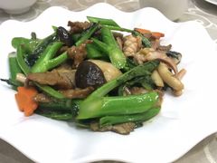 芥蓝土鱿牛柳-凤城礼记鱼翅海鲜酒家(新马路总店)