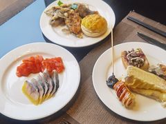 -大中华希尔顿酒店-念自助餐·嗨啤·小龙虾