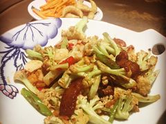 小炒有机菜花-八大碗·地道东北菜(佳兆业店)