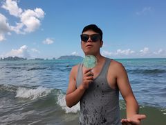 -三亚湾海居铂尔曼度假酒店