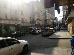 -长寿参鸡汤(朝韩风情街店)