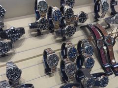 -亨吉利世界名表中心(群光店)