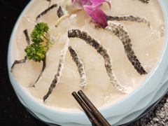 -鹿鸣山草本茶香火锅(园西路店)