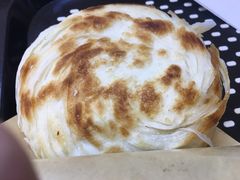 传统腊肉汁肉夹馍-忆秦时(银泰in77店)