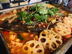 烤鱼-老表记广西宵夜螺蛳鸭脚煲(西大店)