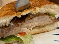 汉堡-必胜客(龙泉万达店)