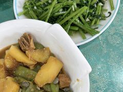 -鹤乡东北菜(崮山路店)