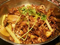 干锅牛蛙-蛙蛙叫干锅年代(簋街总店)