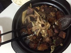 -赵家牛肉砂锅(台西三路店)