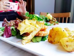 日出海洋鲜虾-The Rug Cafe(王府中环店)