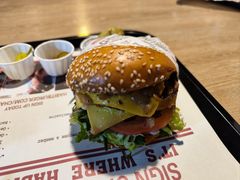 -The Habit Burger Grill 哈比特汉堡(复兴soho店)