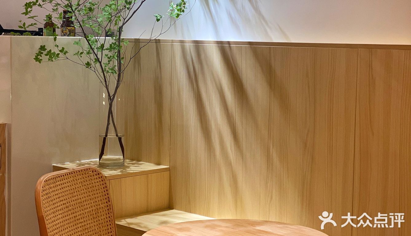 偶遇一家氛围感十足的咖啡小店☕️