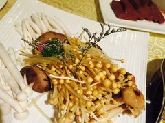 -小天鹅火锅·一线江景洪鼎旗舰店(洪崖洞店)