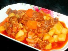 红烩牛肉-同济大学本部学苑饮食广场