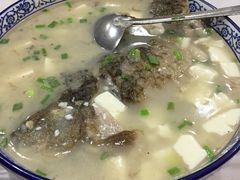 鲫鱼豆腐汤-邱记私房菜·十八年本地菜