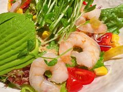虾仁牛油果蔬菜沙拉-鸟屯(三里屯店)