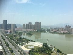 -荣誉国际酒店-云顶旋转餐厅
