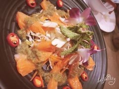 -The Dishes Seafood & Restaurant