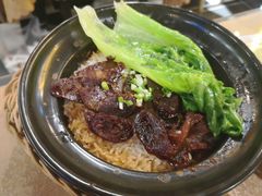 牛肉肠腊肠煲仔饭-蓝记茶餐厅(勒泰店)