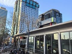 -资和信百货商场