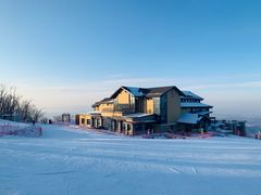 -中旅松花湖滑雪场
