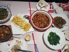 -千百味红餐厅·江西菜(绿地双子塔店)