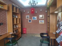 -新华书店(永安路店)