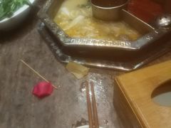 -佬土鹅肠火锅(中建大观店)