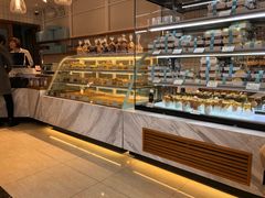 面包甜点陈列柜-老大昌(淮海中路店)
