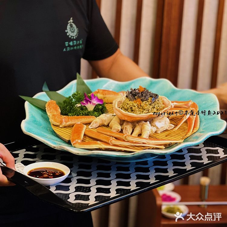 赤道小鲸鱼|朝鲜美食·美女·美景平壤民达来餐厅