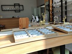 -无界眼镜MaxLess(滨江星光大道店)