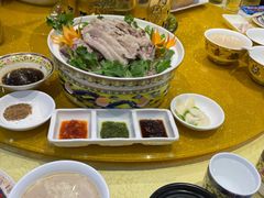 手把羊肉-德乐海蒙餐