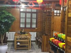 -果松木炭酸菜铜火锅·外婆参鸡汤