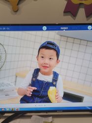 -亲吻宝贝儿童摄影