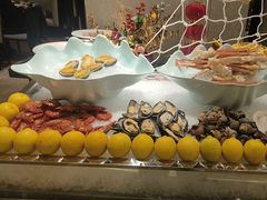 -广州万富希尔顿酒店-感趣自助餐厅·生蚝海鲜刺身