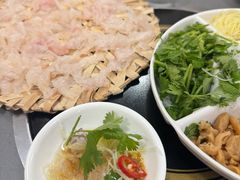 -官塘陈记鱼生·潮汕砂锅粥·牛肉火锅(潮枫路总店)