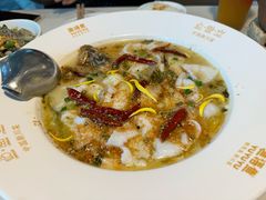 -渔语鱼酸菜鱼新川菜(来福士店)