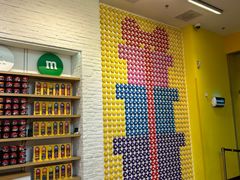 -m豆巧克力世界(上海世茂广场店)