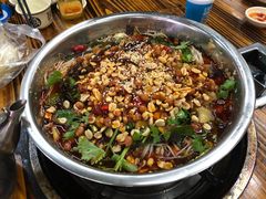 -周良天山牛杂城(天山路总店)