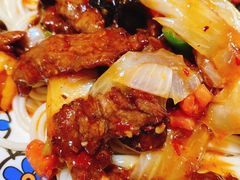 -歹歹的加个面过油肉拌面
