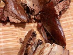 黄泥烧鸽子-燕郊烧鸽子(酷车小镇店)