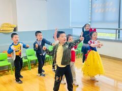 -蓝话筒·少儿成人演讲口才·主持朗诵·戏剧表演(大华第一坊店)