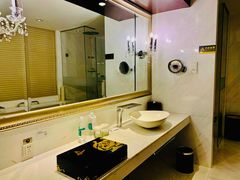 -大连中远海运洲际酒店
