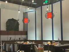 -尚尚仙·酸汤猪手·猪肚鸡火锅(华联万柳购物中心店)