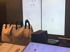 -喜茶(深圳万象城黑金店)