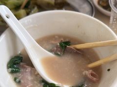 -洲心街道青联村镜记烧肉