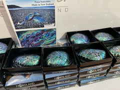 -怀托摩萤火虫洞